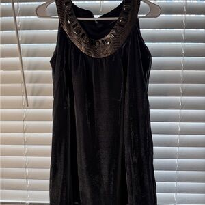 Elegant Black Sleeveless Dress